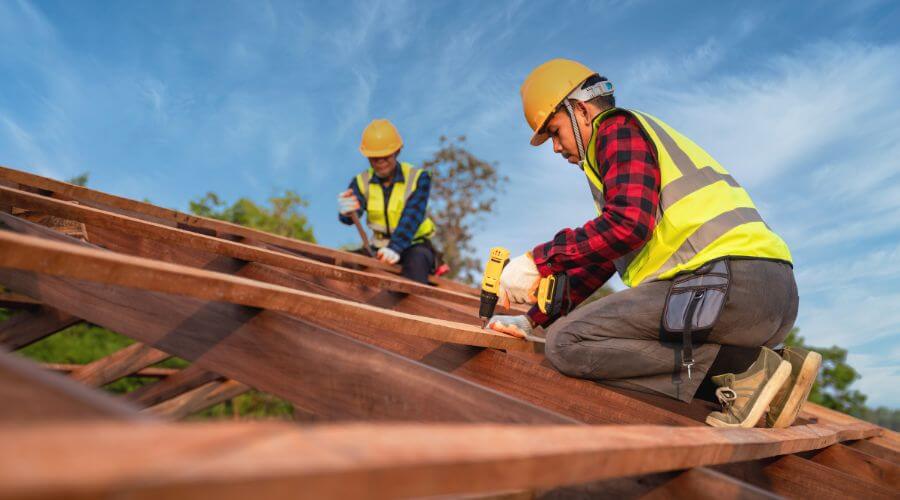 Professional gutter cleaning in Desert Hot Springs, CA